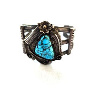 Vint. 1970 Unsigned St. Silver & Turquoise Native American Navaho Cuff Bracelet